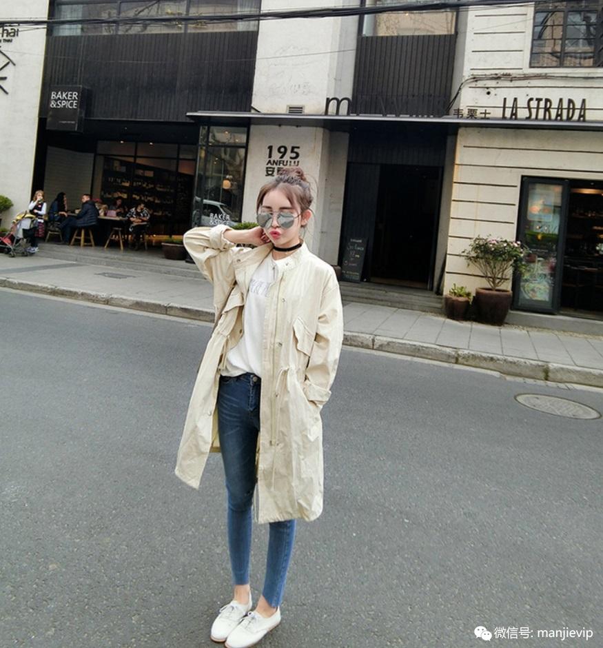 浅粉色薄风衣怎么内搭_浅粉色背景图片纯色